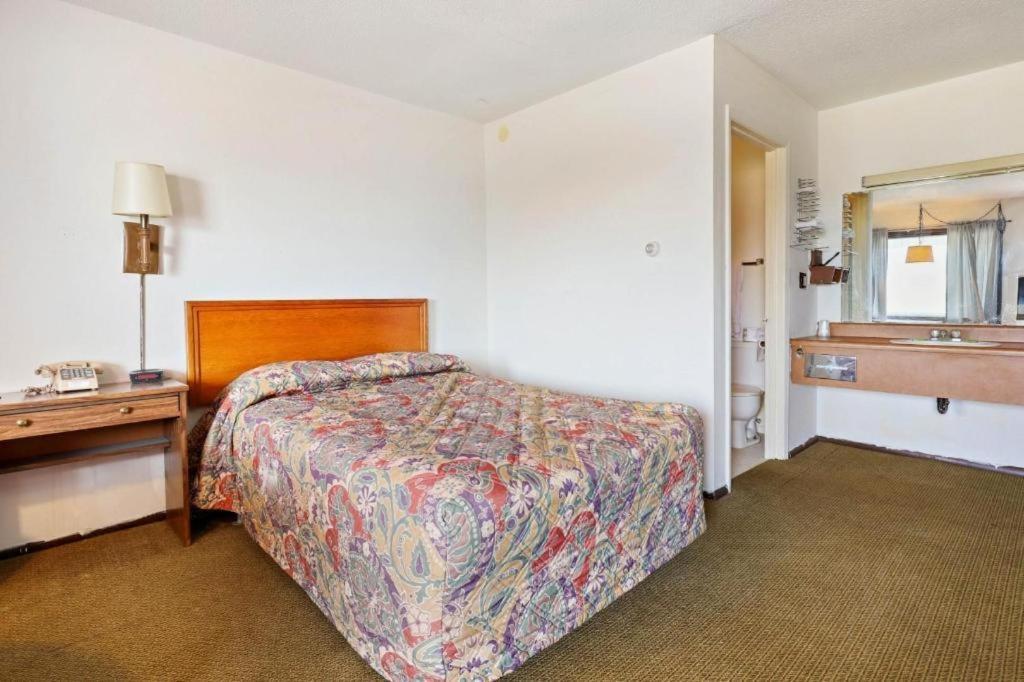Hotel O Oskaloosa - Hwy 63/92 Ngoại thất bức ảnh