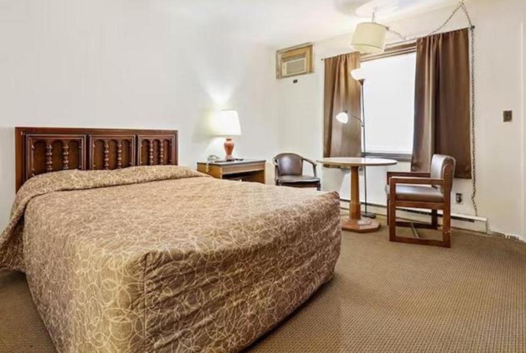 Hotel O Oskaloosa - Hwy 63/92 Ngoại thất bức ảnh