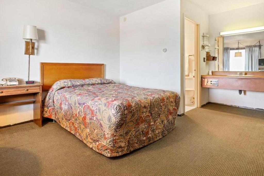 Hotel O Oskaloosa - Hwy 63/92 Ngoại thất bức ảnh
