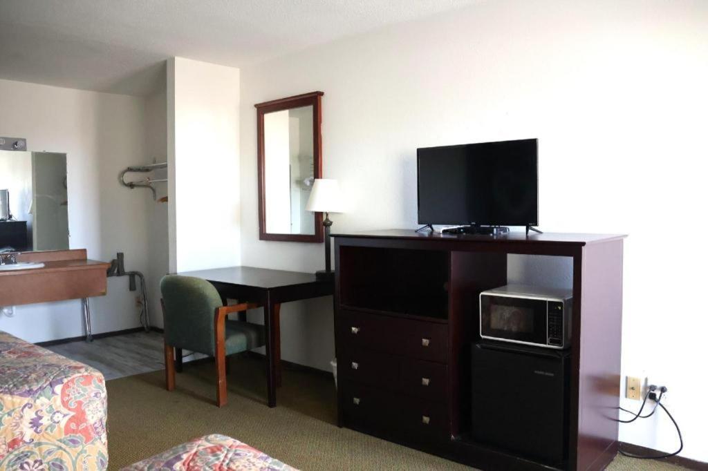Hotel O Oskaloosa - Hwy 63/92 Ngoại thất bức ảnh